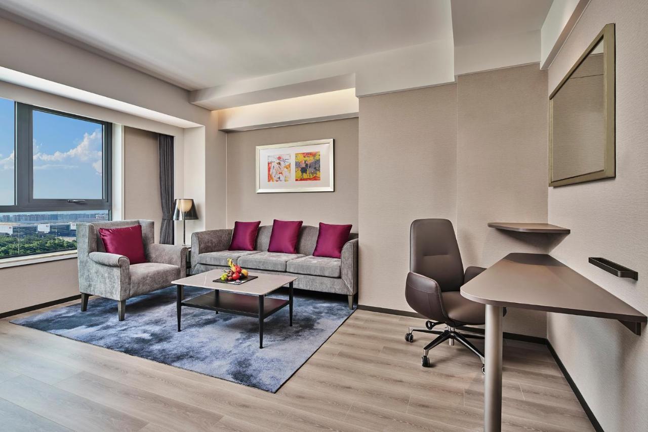 Отель Crowne Plaza Beijing International Airport By Ihg 5*