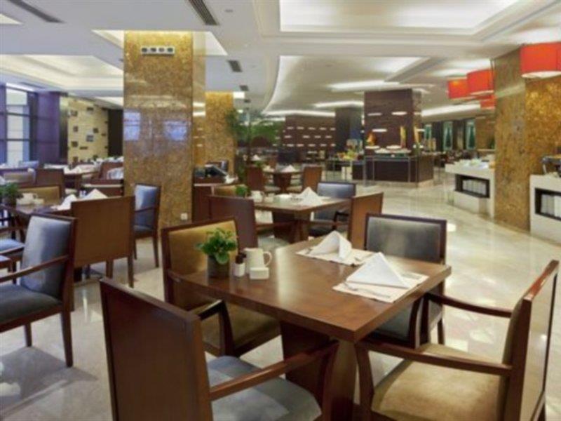 Отель Crowne Plaza Beijing International Airport By Ihg 5*